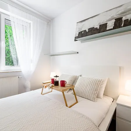 شقة Tarnogaj - Terrace, Park Nearby - By Rentujemy فروتسواف