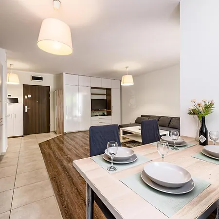 Tarnogaj - Terrace, Park Nearby - By Rentujemy فروتسواف